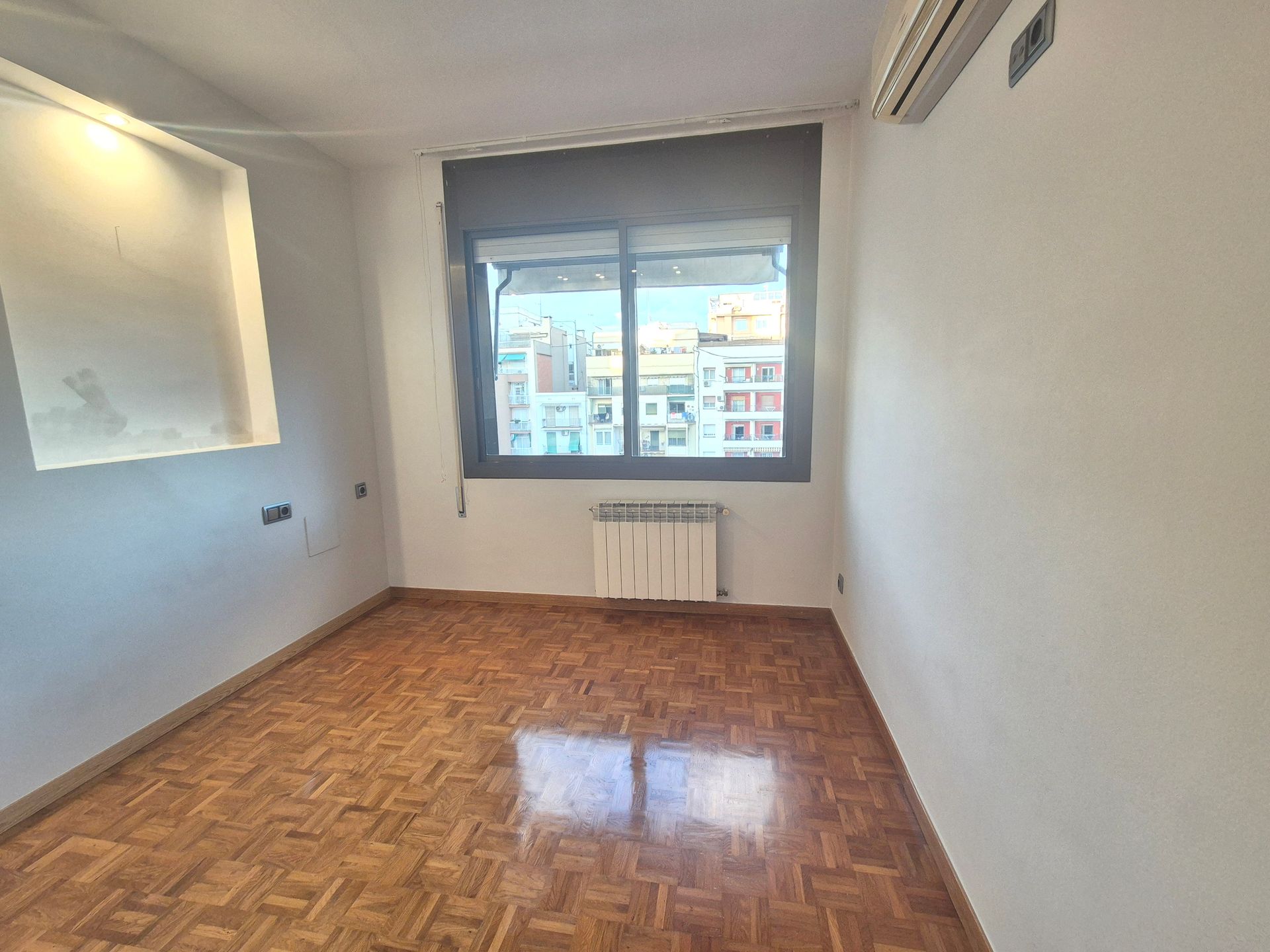 Venta: piso alto con balcon · Foto 4