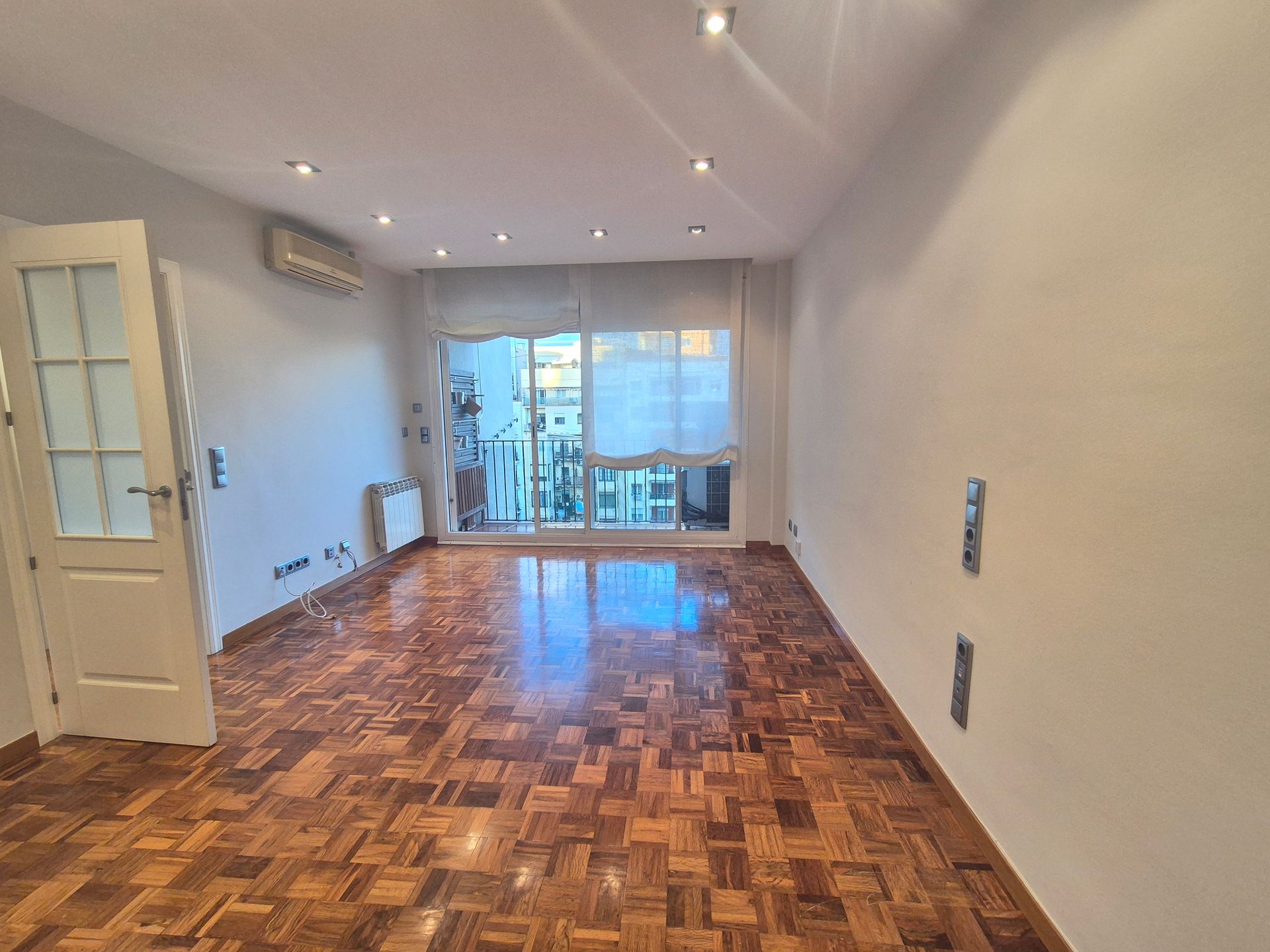 Venta: piso alto con balcon · Foto 8