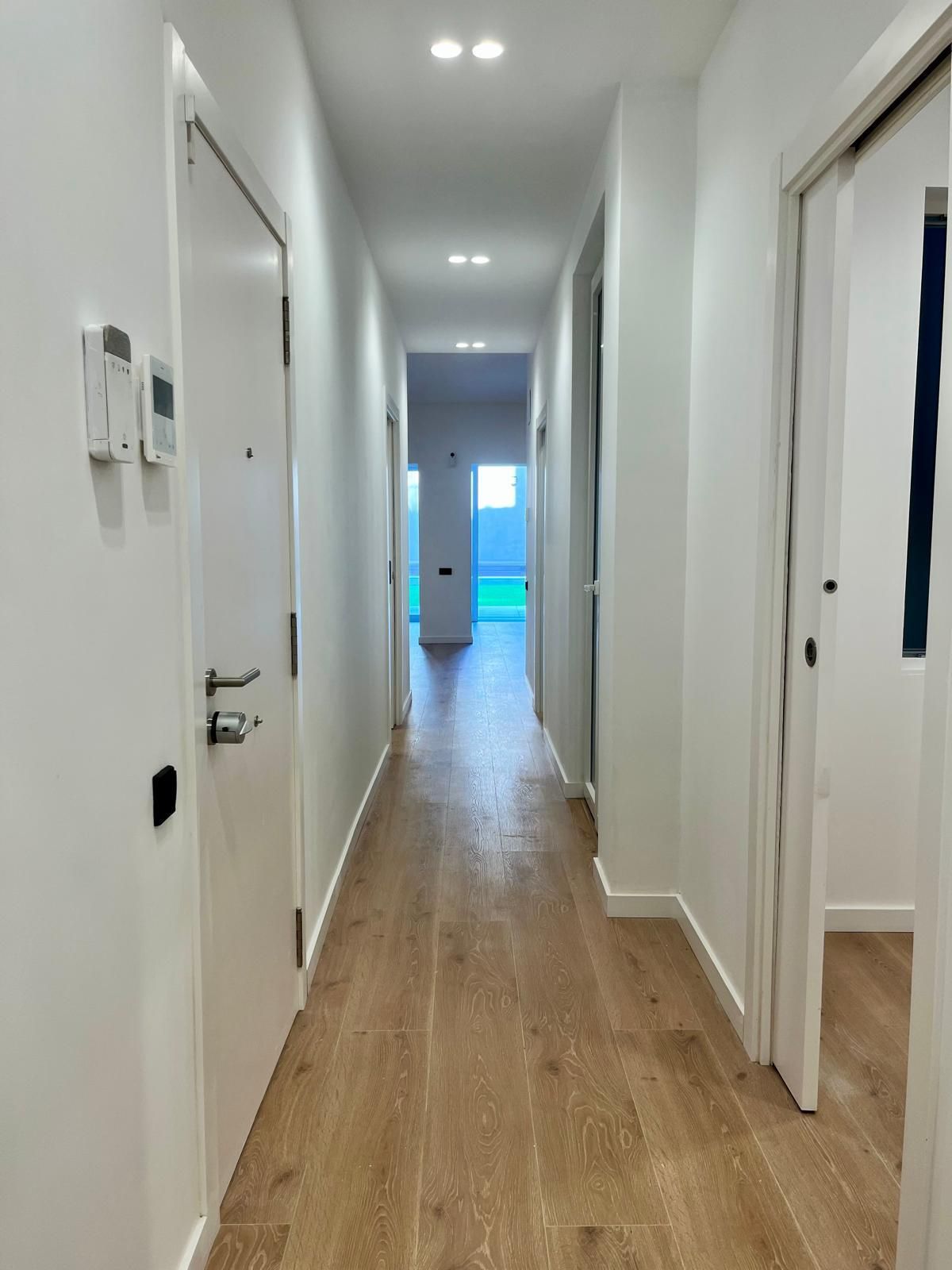 Venta: Bajo con terraza en Sants · Foto 6