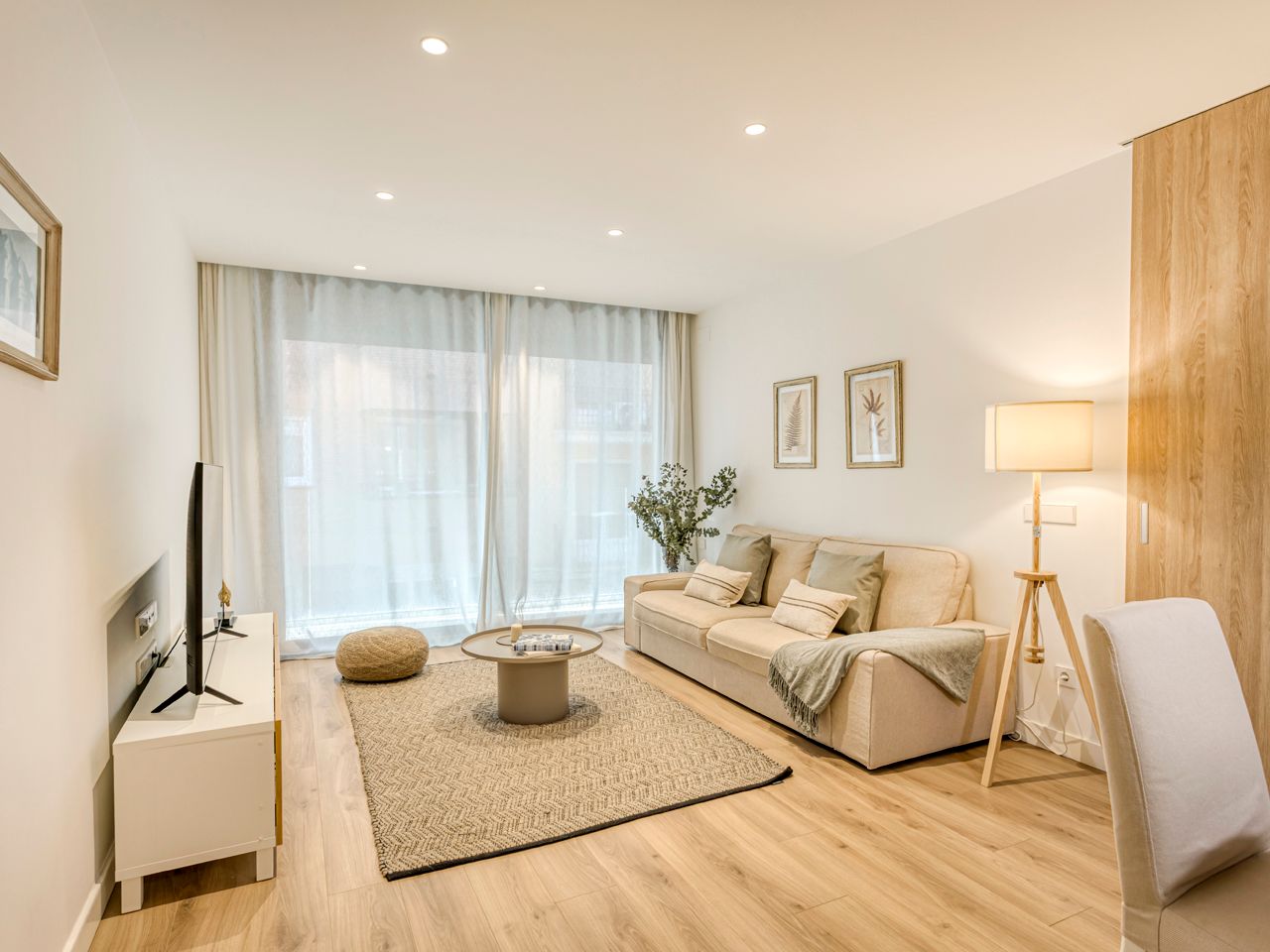 Piso obra seminueva en Sant Gervasi-galvany con piscina