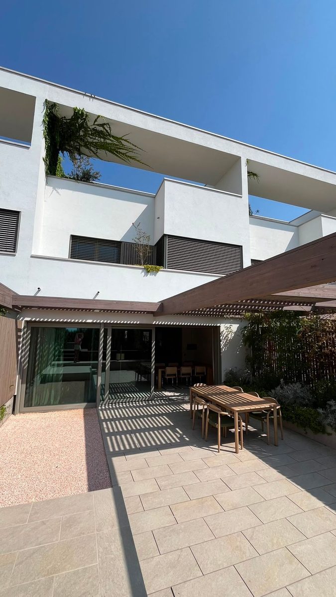 Venta: Casa obra nueva  Esplugues