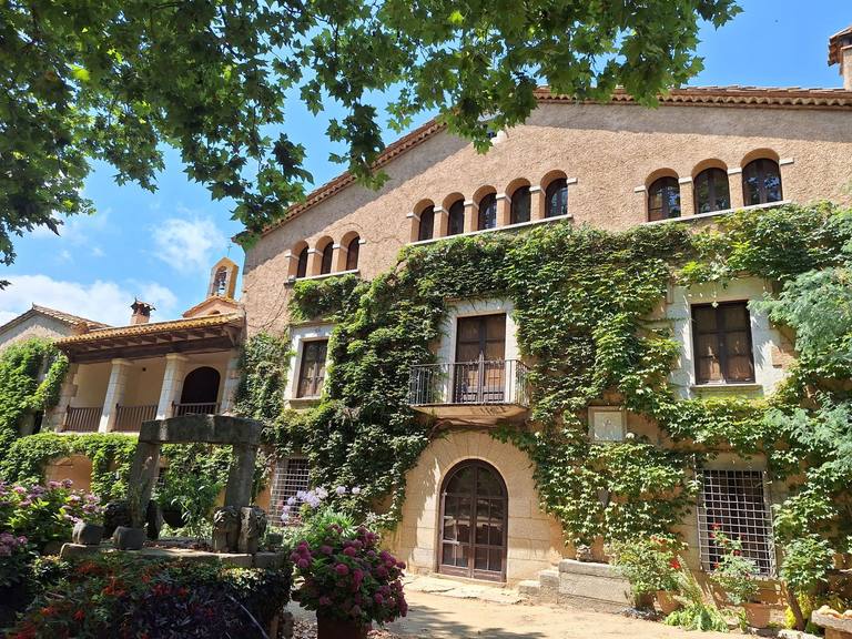 Venta: Masía emblemática en Llagostera