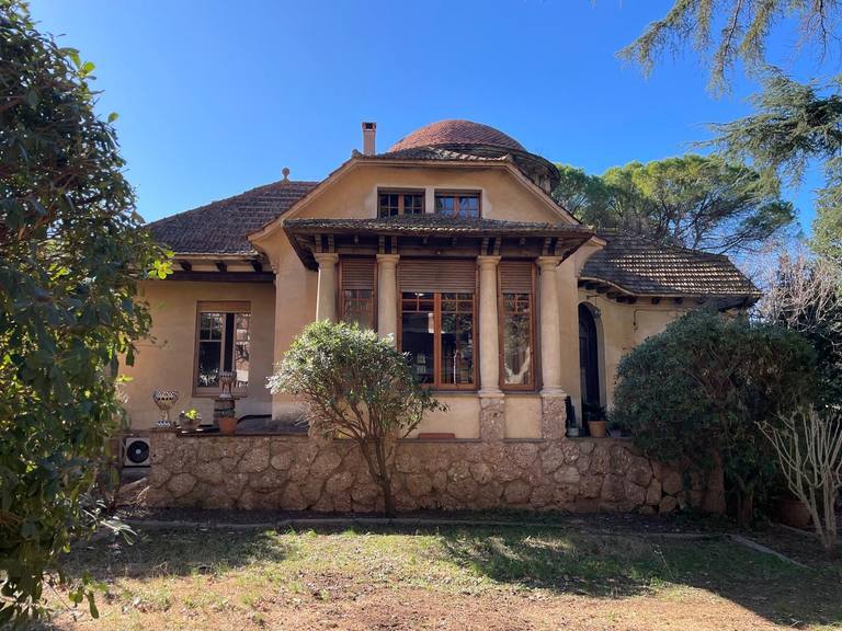 Venta: casa histórica en sant cugat