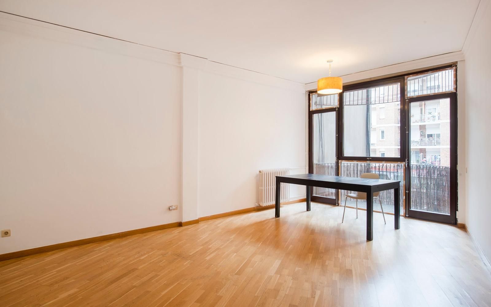 Venta: piso en muntaner con terraza
