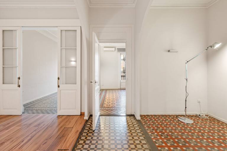 PISO FINCA REGIA EN LA DRETA DEL EIXAMPLE