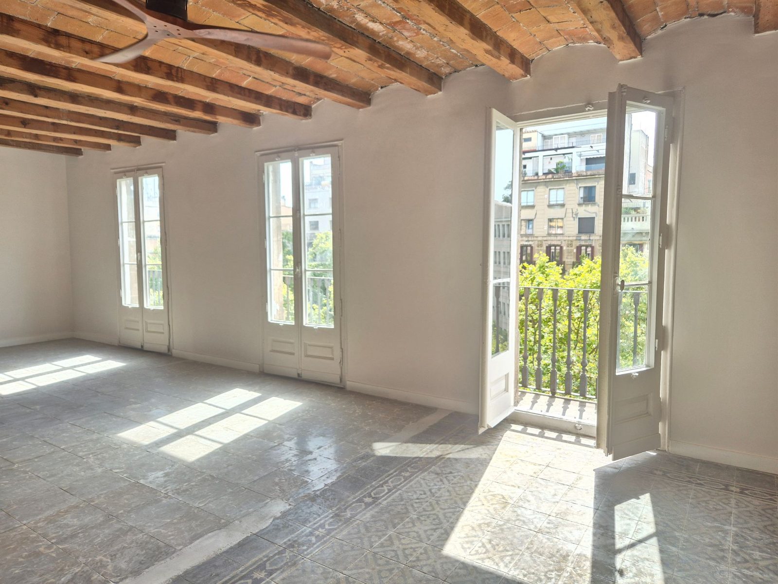 Venta: piso en finca regia antigua esquerra eixample
