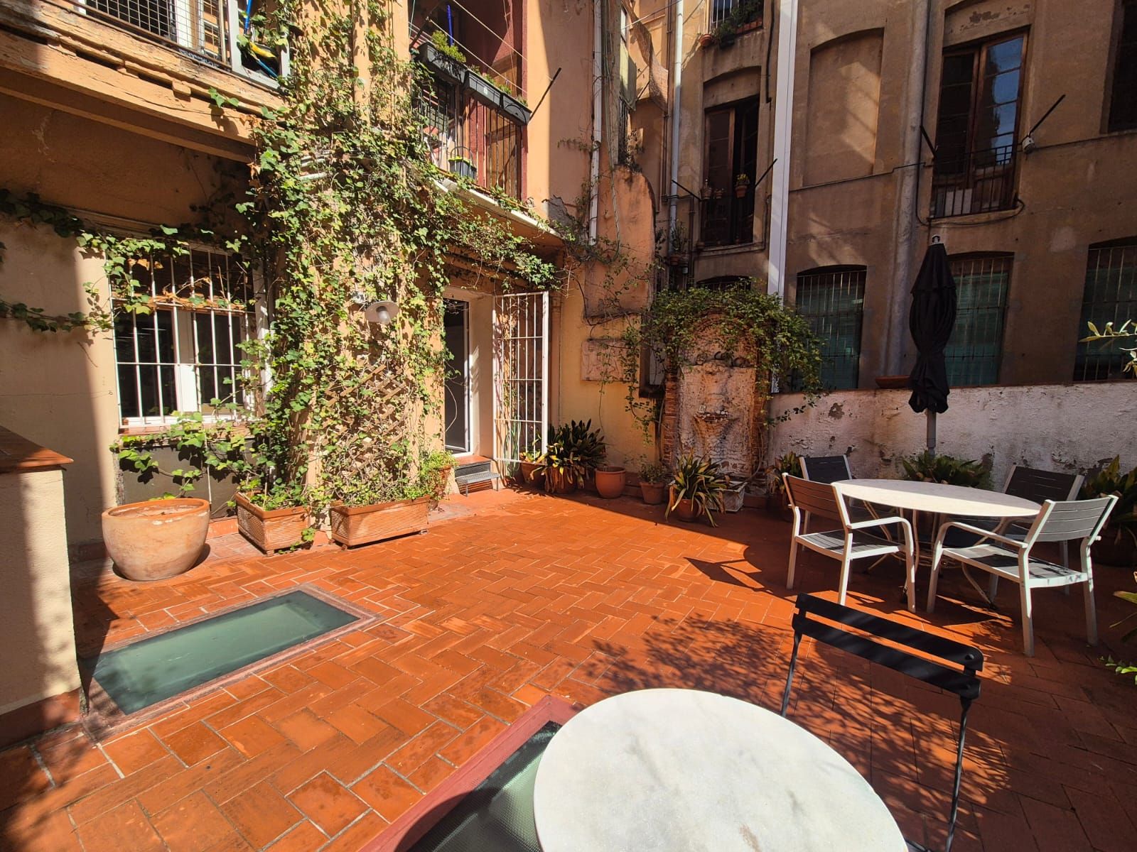 Venta: Piso con terraza  en Sant Pere mes alt OFF MARKET · Foto 3