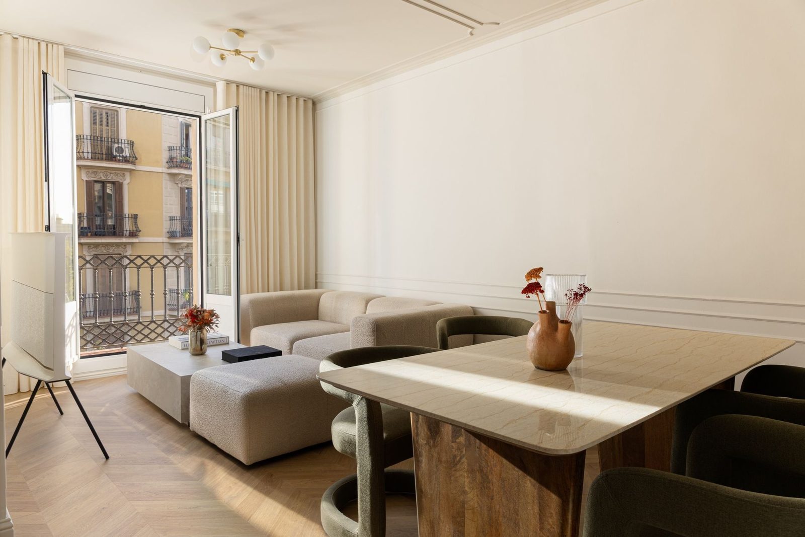 Venta: Piso  reformado en comte borrell  Sant Antoni