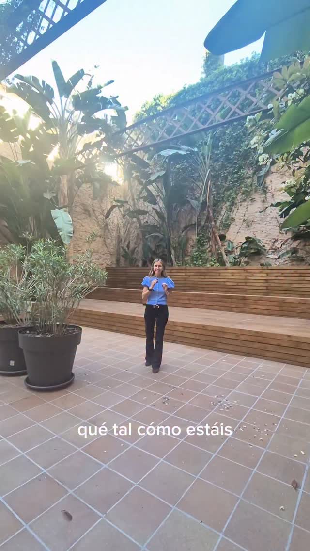 Bajo con terraza al lado del mercado de sant antoni