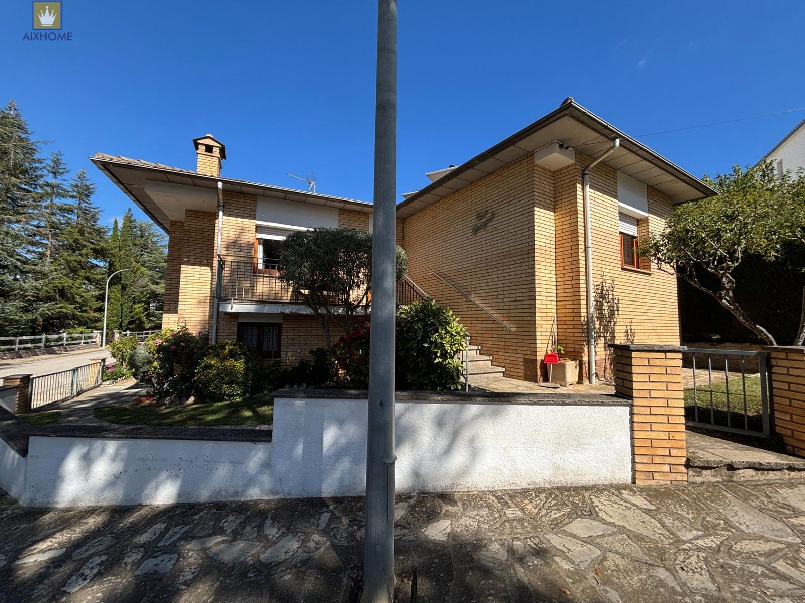 MAGNÍFICA CASA A CUATRO VIENTOS EN SEVA (CON VÍDEO-VISITA)