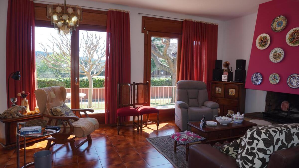Casa amb jardí a sant esteve · Foto 7