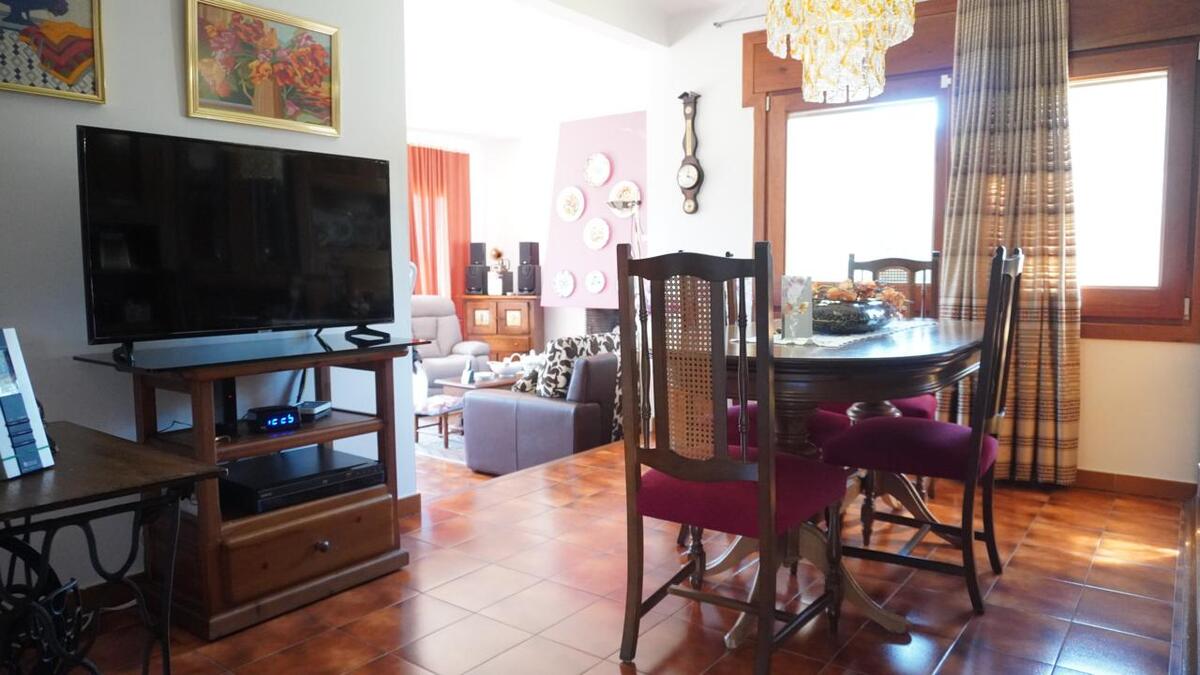 Casa amb jardí a sant esteve · Foto 16