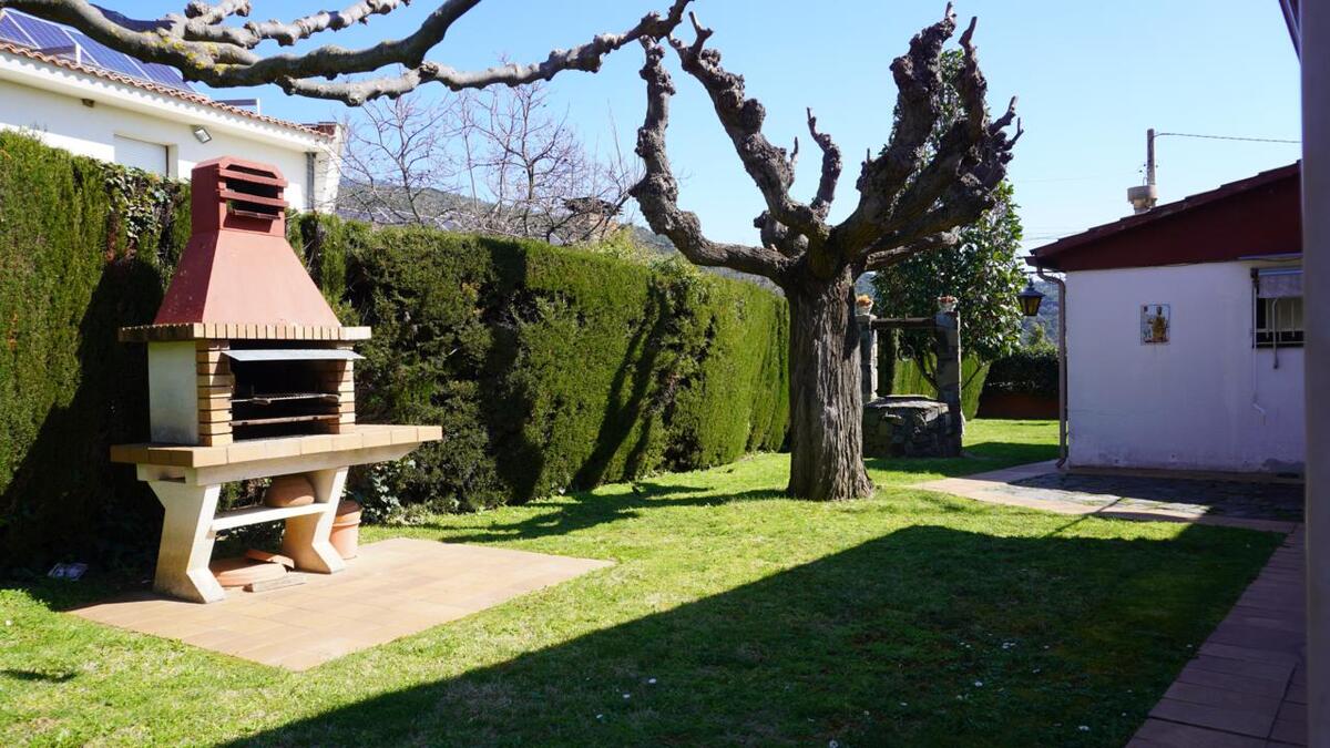 Casa amb jardí a sant esteve · Foto 32