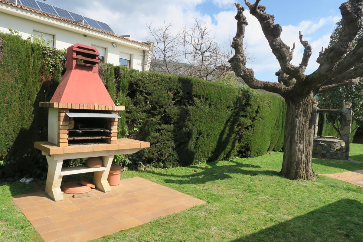 Casa amb jardí a sant esteve · Foto 33