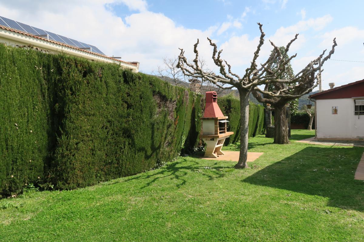 Casa amb jardí a sant esteve · Foto 34