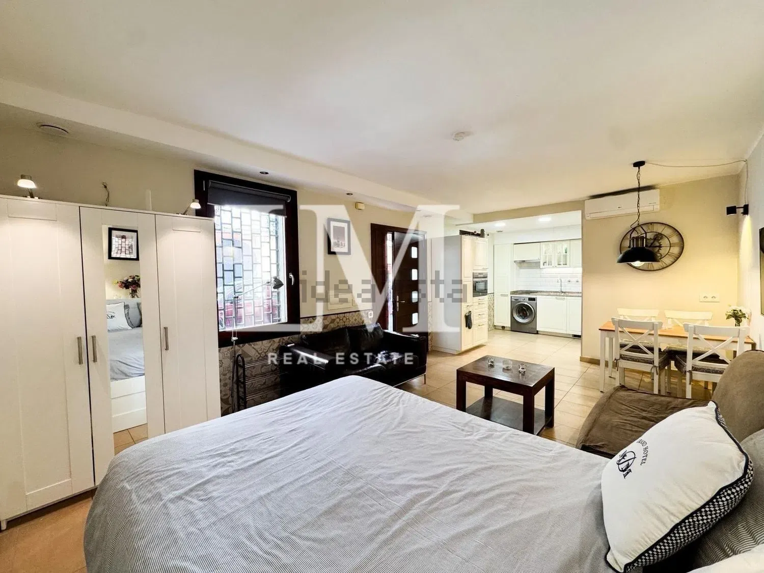 Estudio en Calle de Sant Miquel, La Barceloneta, Barcelona · Foto 9