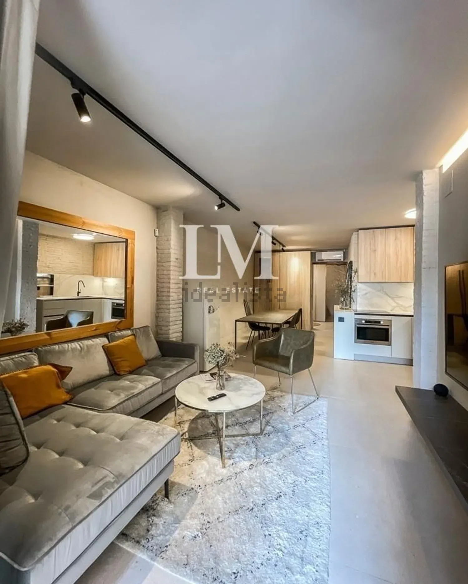 Estudio en Calle del Taulat, El Poblenou, Barcelona · Foto 9